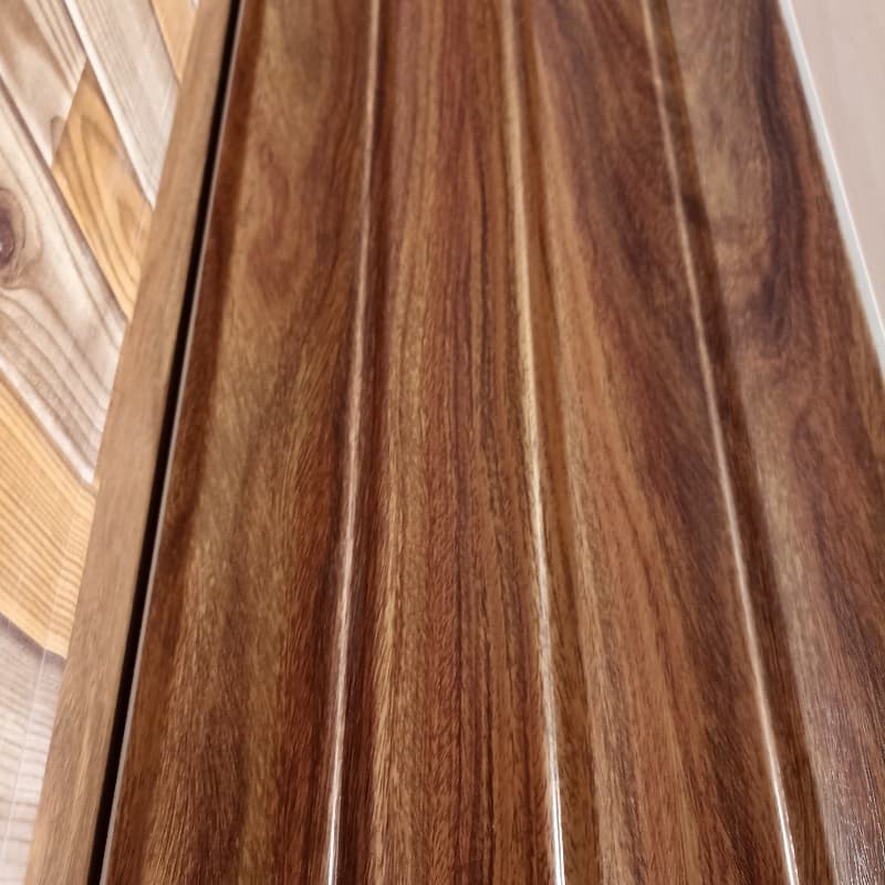 W-panel YT 142 , Rl 530 shawa